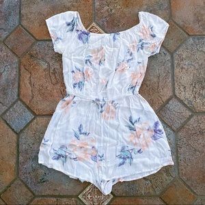 Kendall & Kylie White Floral Print Summer Romper